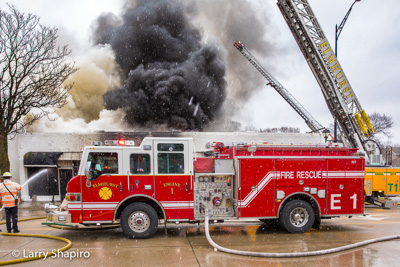 Elmhurst Fire Department 2-Alarm fire 1/26/17 at the VIP Occasions Bridal Shop Larry Shapiro photographer Shapirophotography.net